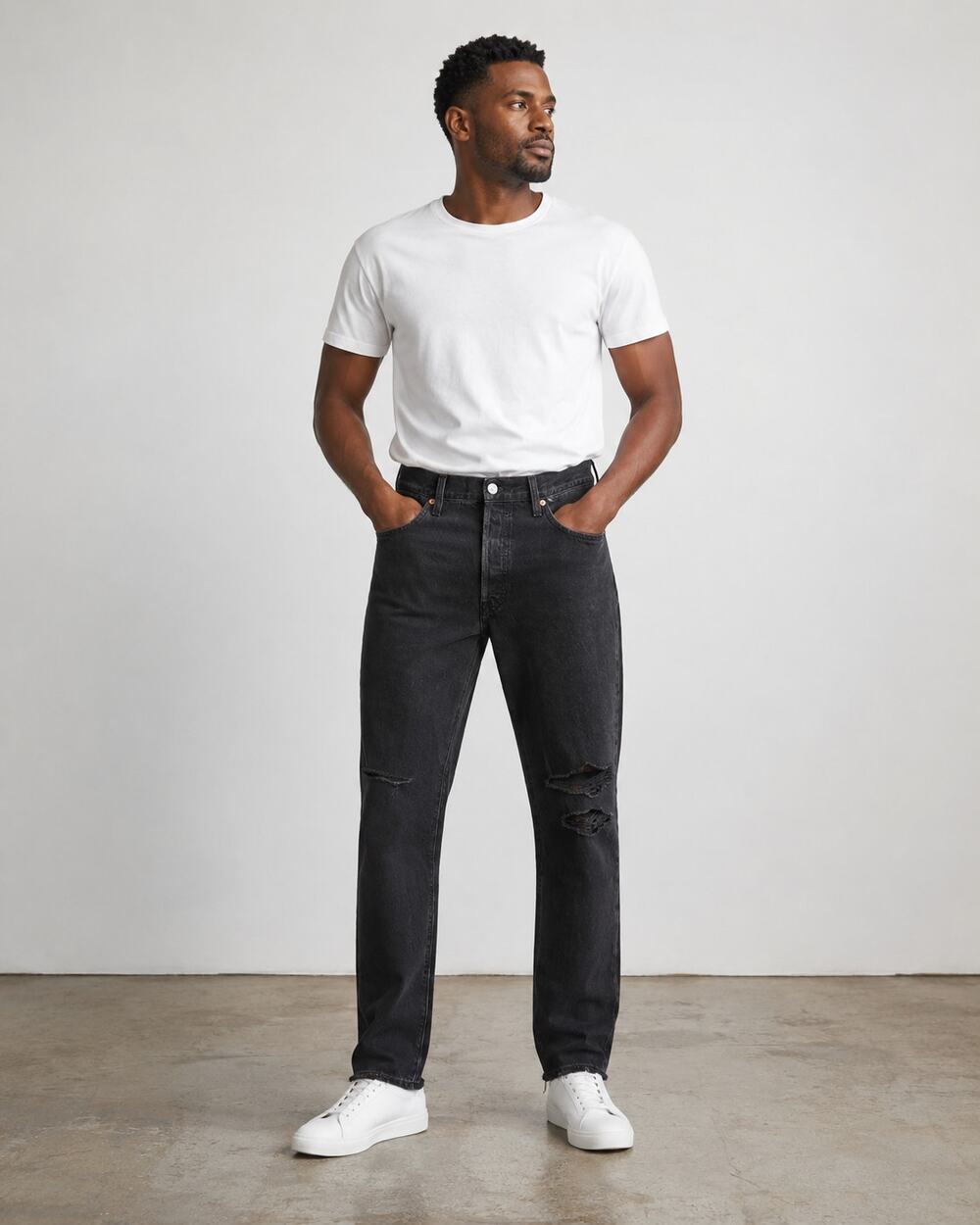NWT Levi's 501 Men's Black Distressed Straight Leg Jeans 32x32 Frayed Hem